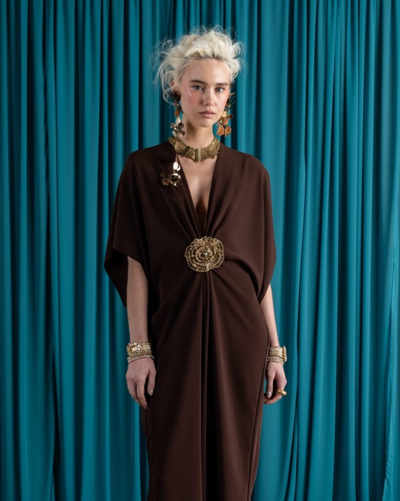 Look 15