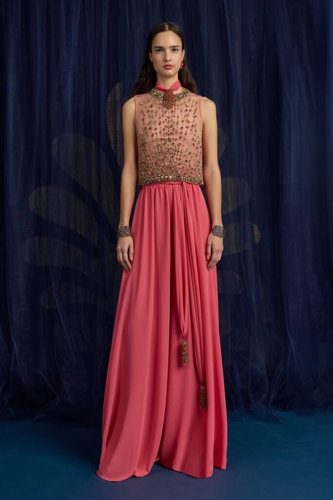 Look 10