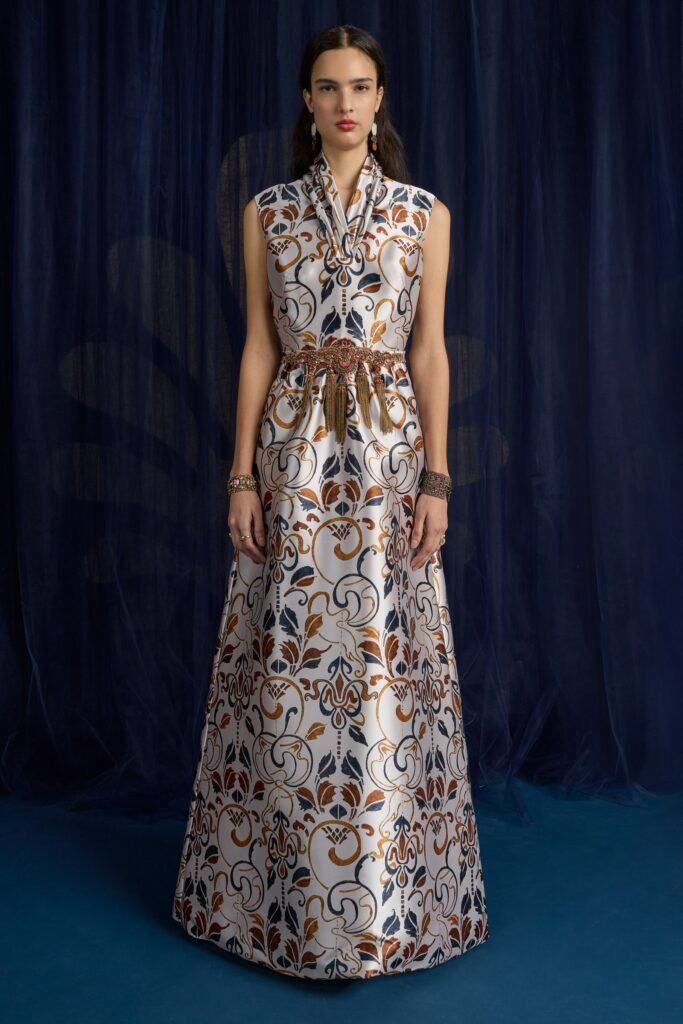 Look 25
