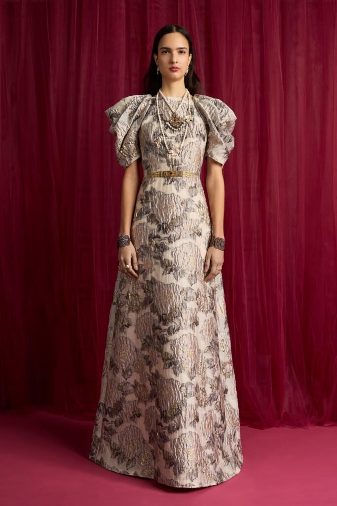 Look 27