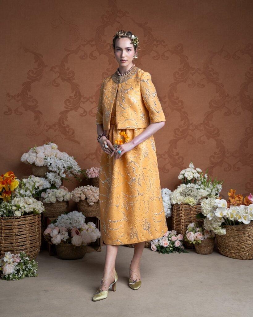 Look 5