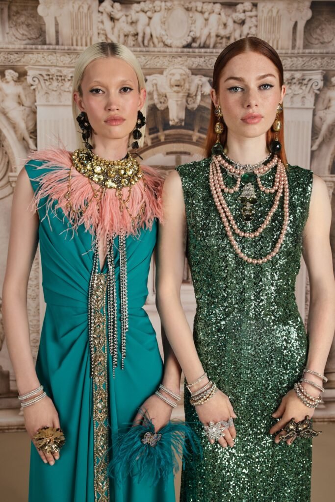 Look 15